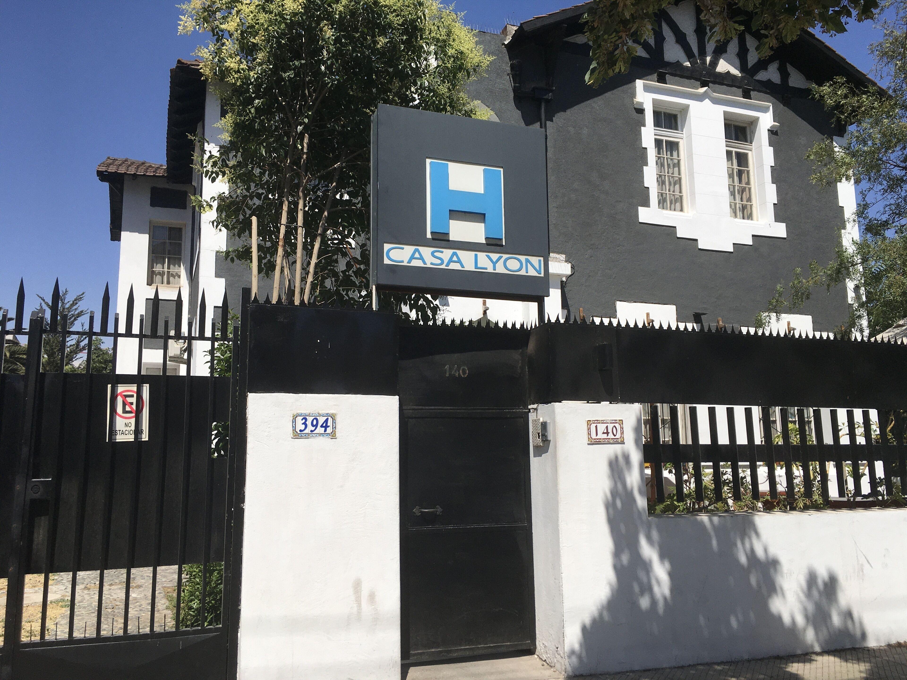 Hotel Casa Lyon - Santiago — Fotos 1